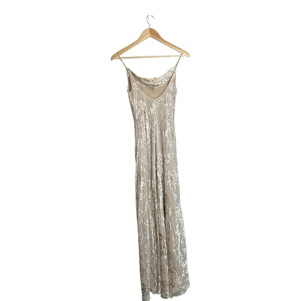 L'AGENCE Christine Burnout Satin Cowl Gown in Feather Grey Beige  XS - Picture 3 of 9